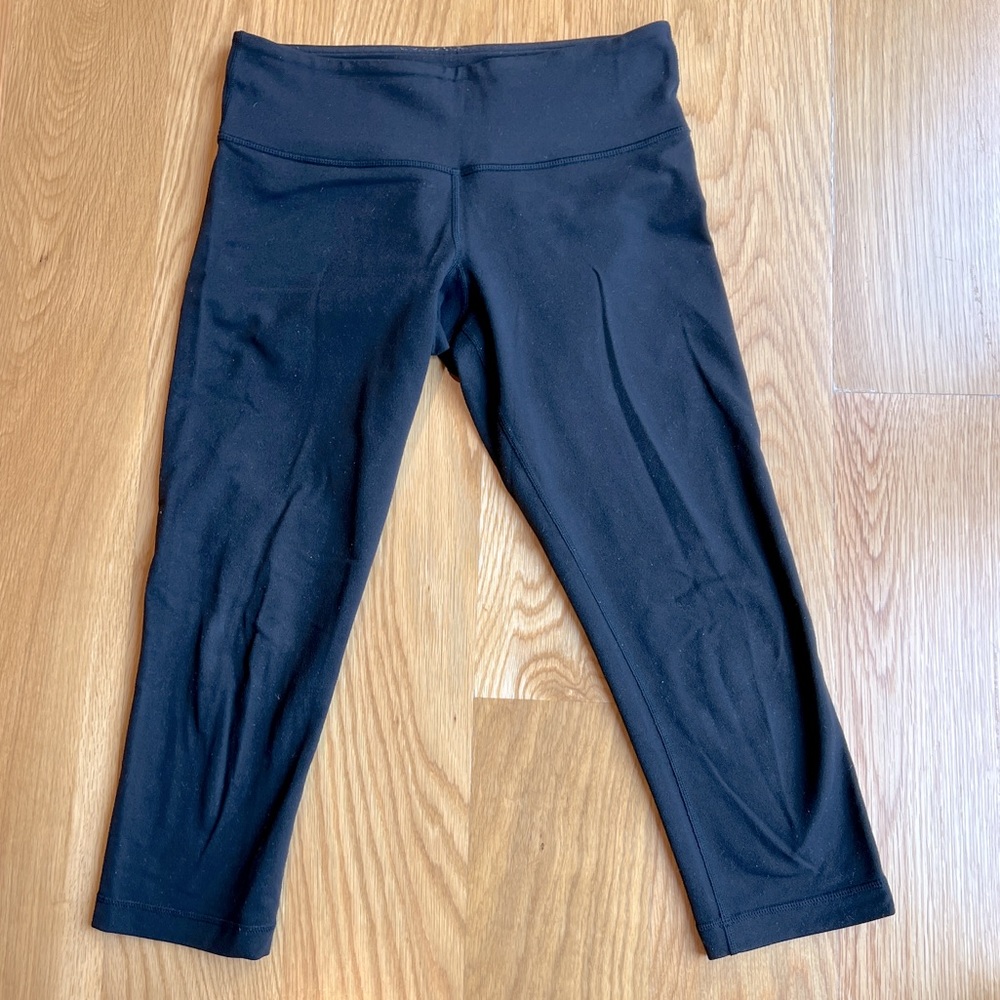 Lululemon Cropped Black Leggings